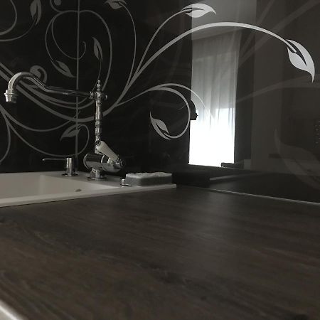 Lux New White Apartment نوفي ساد المظهر الخارجي الصورة