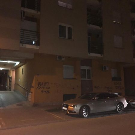 Lux New White Apartment نوفي ساد المظهر الخارجي الصورة