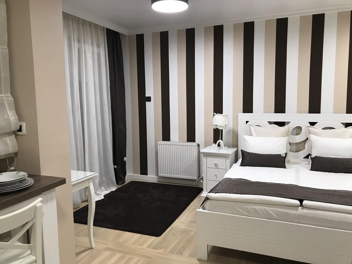 Lux New White Apartment نوفي ساد المظهر الخارجي الصورة