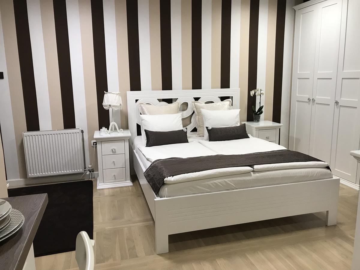 Lux New White Apartment نوفي ساد المظهر الخارجي الصورة
